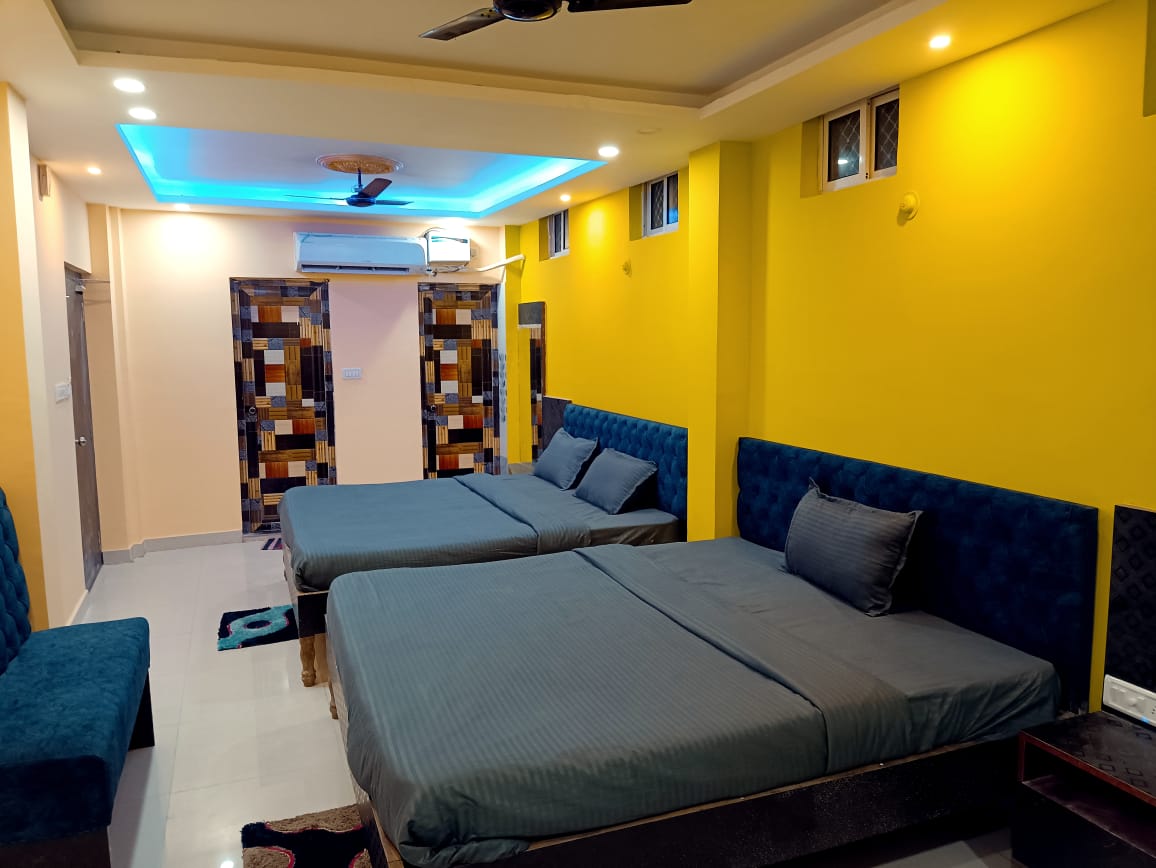 WhatsApp Image 2025-08-23 at 20.12.03 (2)